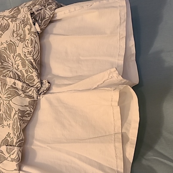 Blk/White  Skort size 12 - Picture 4 of 4